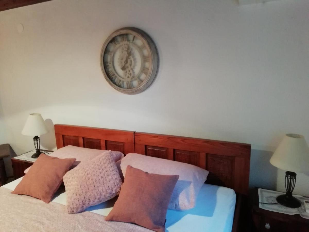 Near Beach - Apartment Butiga Ровинь Экстерьер фото