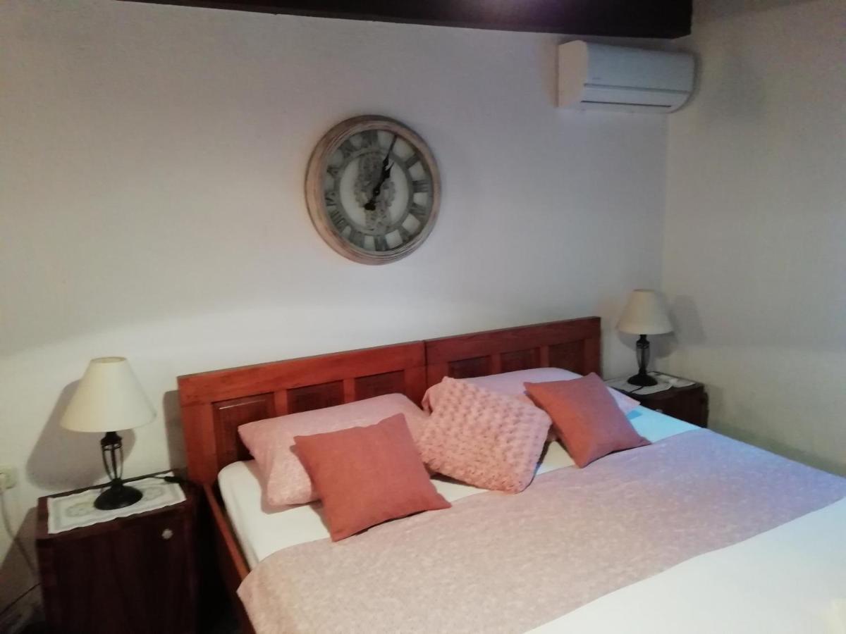 Near Beach - Apartment Butiga Ровинь Экстерьер фото