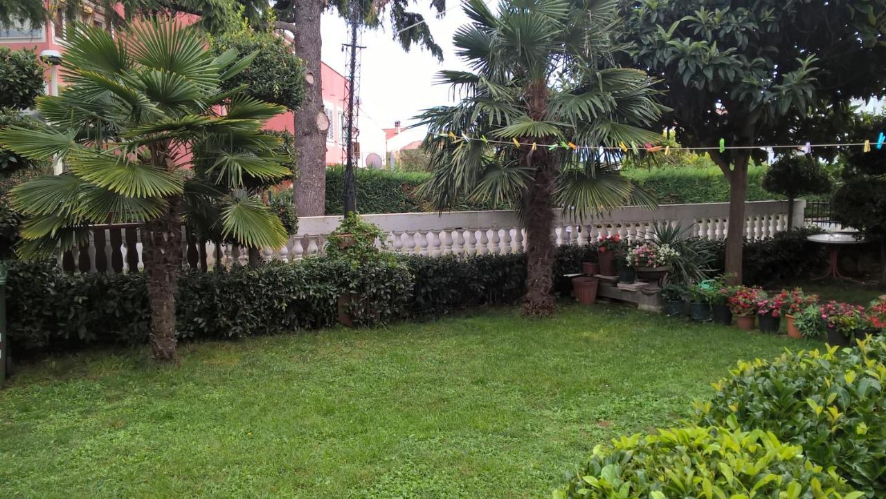 Near Beach - Apartment Butiga Ровинь Экстерьер фото